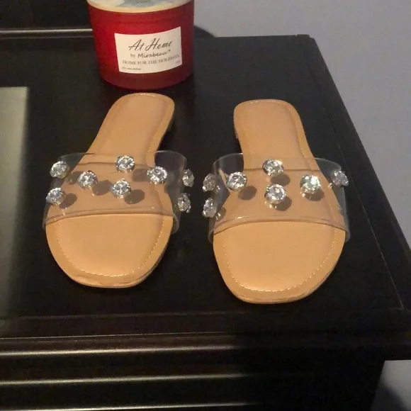 ⭕️ PRICE FIRM NO OFFERS NWOB RARE H&M Rhinestone Sandals - Picture 1 of 5